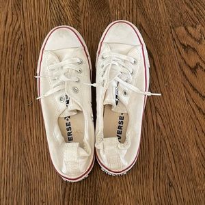 White all star converse